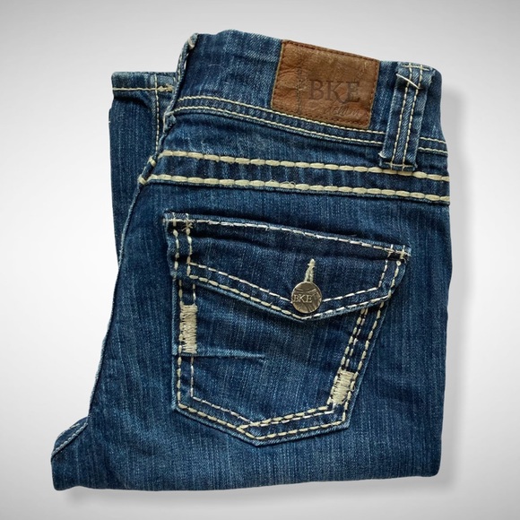 BKE Addison Flap Pocket Boot Leg Jeans Size 28 - Picture 11 of 11